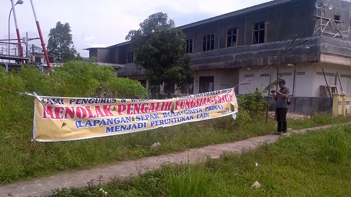 Warga Grya Prima Protes, Lapangan Bola Bakal Dibangun SD