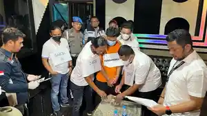 Tim-gabungan-Satresnarkoba-Polrestabes-Medan-bersama-bea-dan-cukai-Medan1.jpg