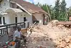 kerusakan-gempa-di-dampit-malang.jpg