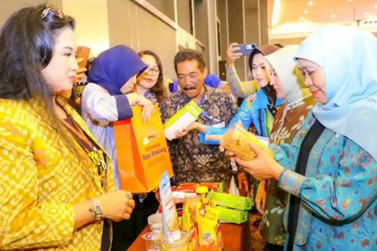 Gubernur Khofifah Pimpin Misi Dagang Jatim-Sulteng, Nilai Transaksi Tembus Rp1,542 Triliun