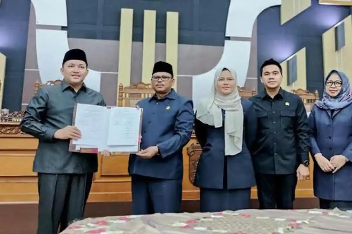 3 Raperda Non-APBD Disahkan, Jadi Dasar Permodalan UMKM dan Peran Swasta Dalam Pembangunan Pasuruan