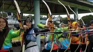 Atlet-panahan-binaan-Sakera-Archery-Club-SAC-Medan.jpg