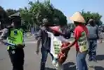 Petani Sumatera Utara Demo di Depan Istana Negara