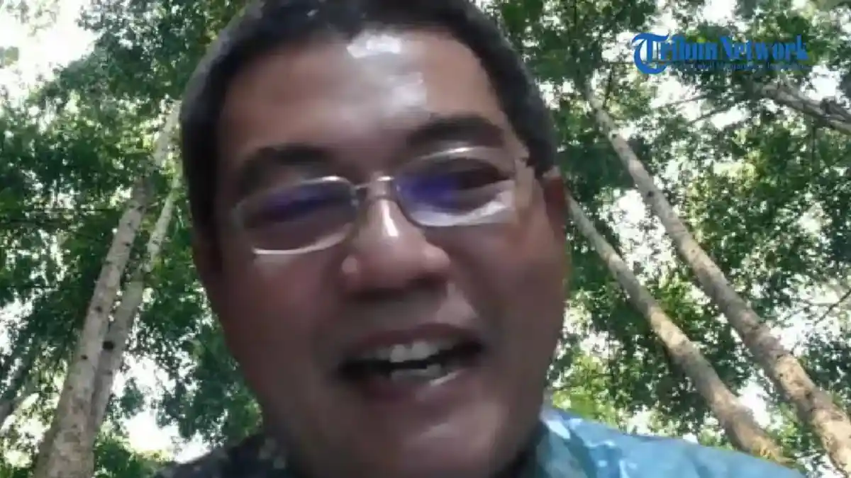 Pakar Sosiologi Unhas Ungkap Dampak Digitalisasi Terhadap Kehidupan Sosial