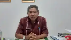 kepala-dinas-kominfo-kabupaten-sumba-barat-irisrail-meok.jpg