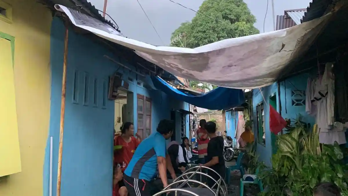 Mayat Wanita Ditemukan Dalam Karung 3 Hari Lalu, Keluarga Kini Nantikan Jenazah Tiba di Rumah Duka