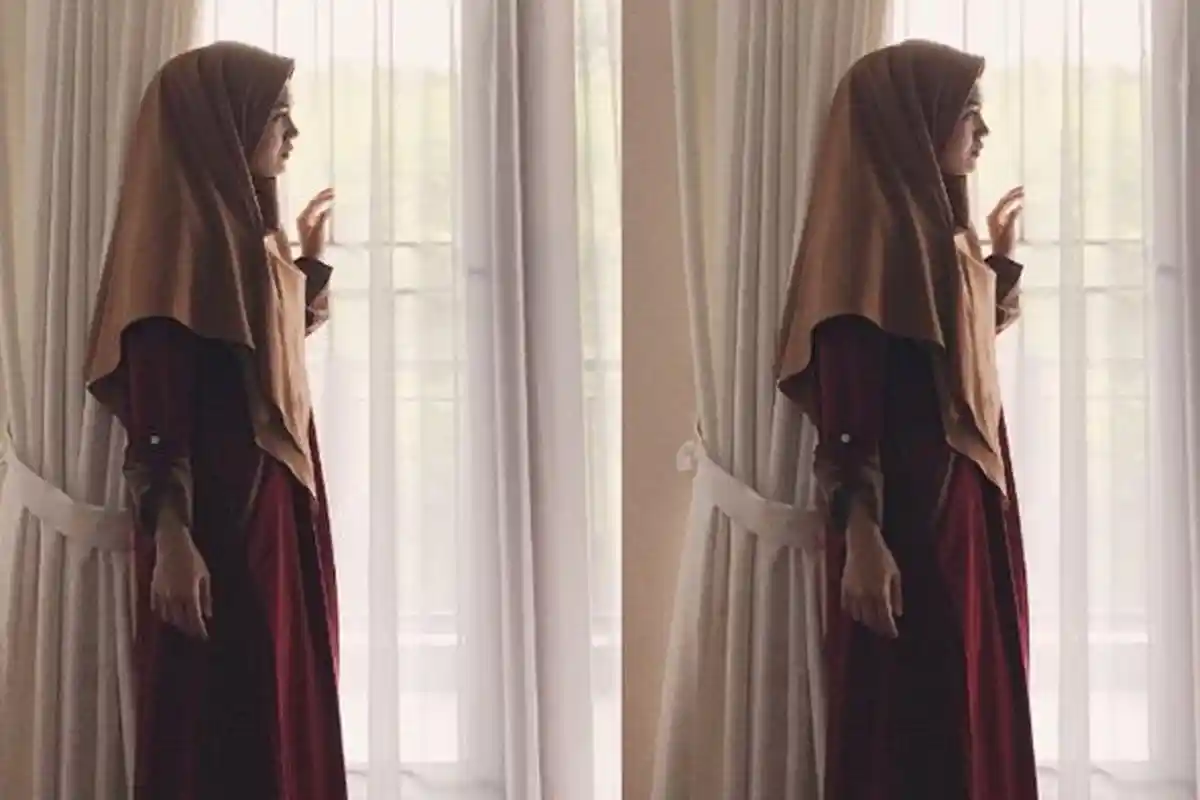 Sempat Berkali-kali Tunda untuk Berhijab, Artis Ini Putuskan Hijrah Usai Hidupnya Terasa 'Lengkap'