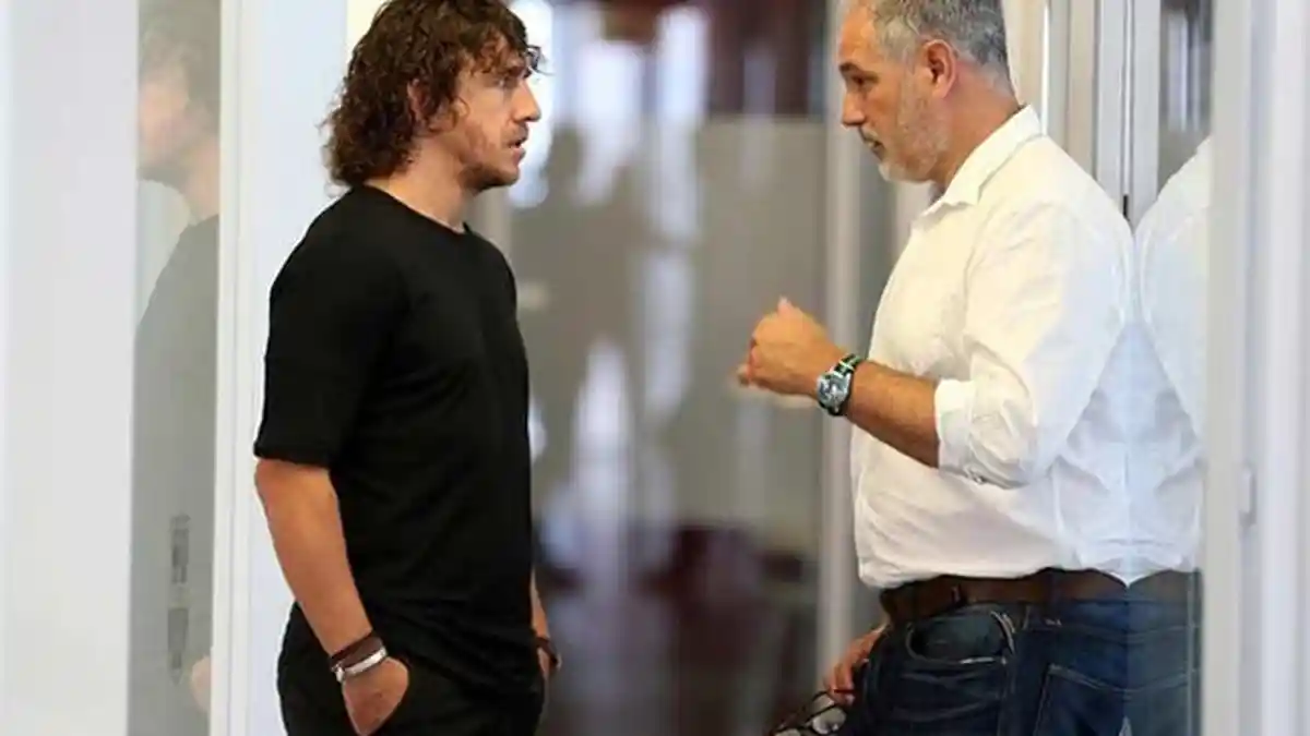 Puyol Jadi Orang Kantoran Setelah Pensiun