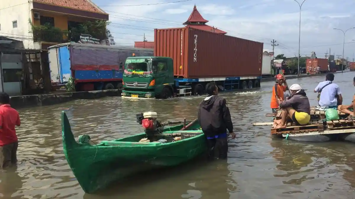 BMKG Peringatkan Siaga Banjir dan Banjir Bandang 10-11 Februari di 4 Provinsi, Ini Daftarnya