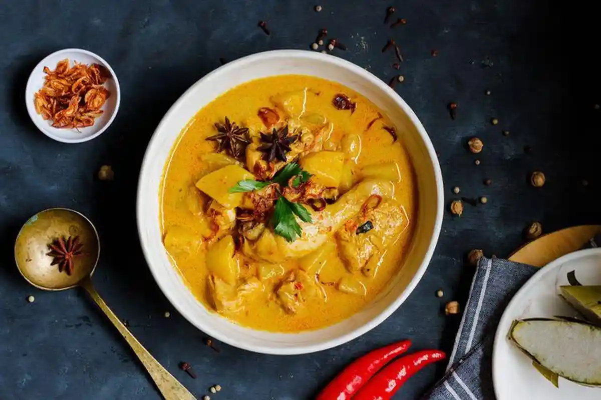 Banyak Makan Santan saat Lebaran Idul Fitri, Bisa Pengaruhi Kolesterol dan Trigliserida?