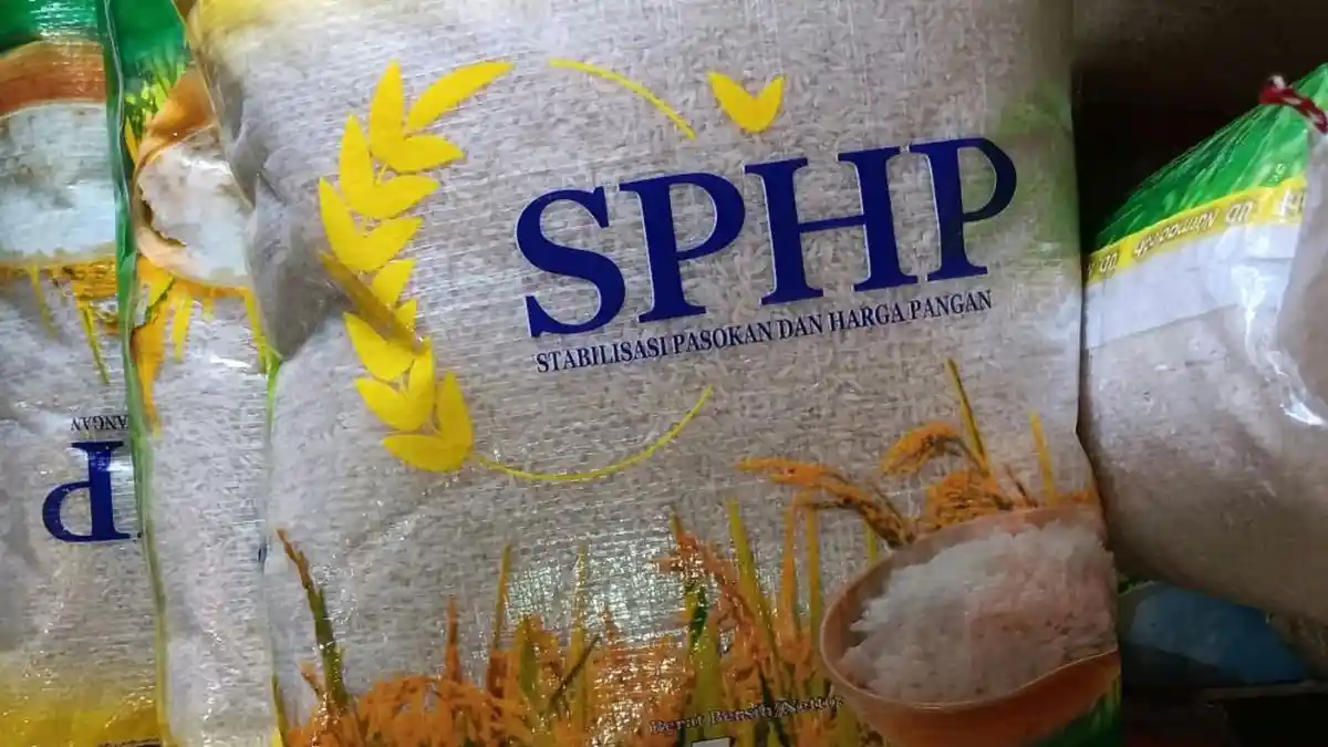 Tim Gabungan Temukan Kemasan Beras SPHP Sobek di Pasar Lama Mamuju, Diduga Dioplos Jadi Premium