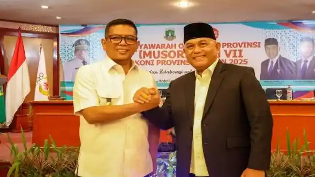 Agus-Rasyid-Ketua-KONi-banten-dan-gubernur-banten.jpg