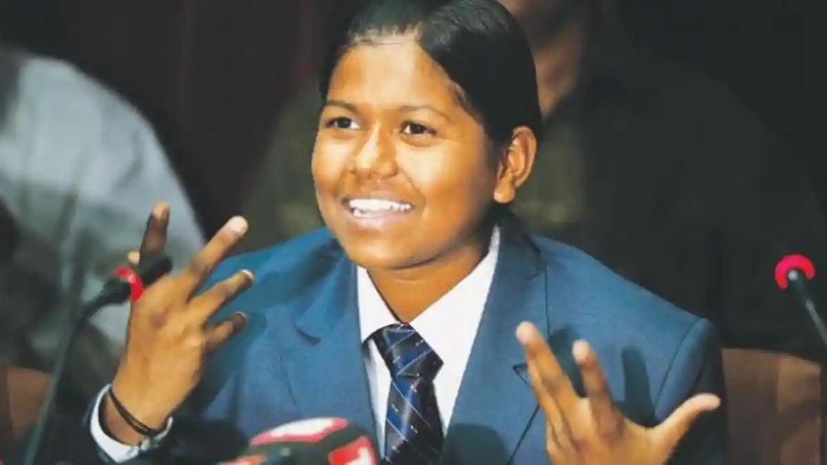 Pelajar Putri India Jadi Perempuan Termuda Penakluk Puncak Everest