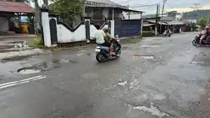 Berlubang-vnnfvKotamobagu.jpg