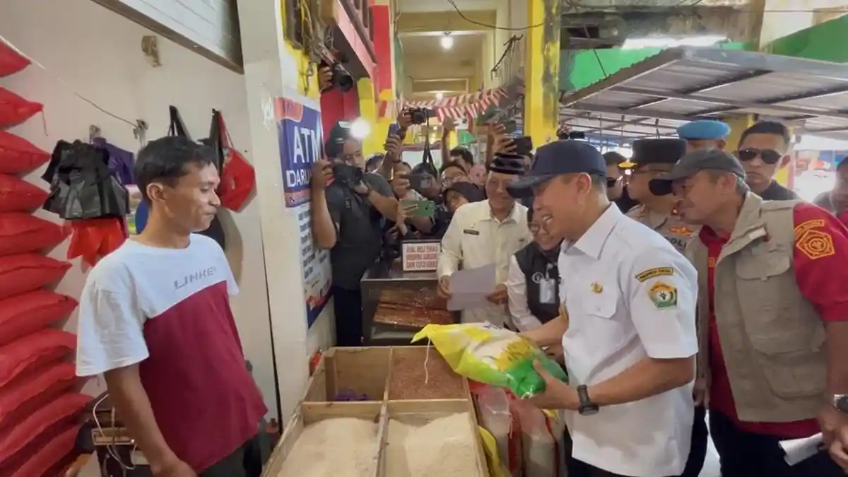 Gubernur Sultra Pantau Stok dan Harga Pangan Jelang Idulfitri 2025, Daftar Komoditas yang Naik