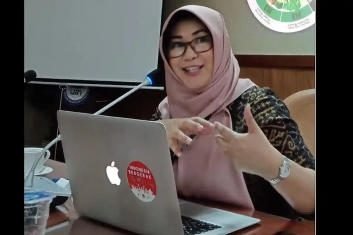 Dokter Tifa Tak Masalah Dipolisikan, Justru Dapat Ide Jitu yang Bisa Bikin Pusing UGM dan Jokowi