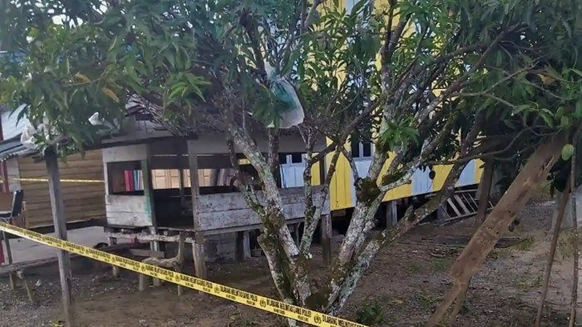 Tim Jibom Brimob Polda Aceh Diturunkan Sisir Rumah Anggota DPRK Aceh Barat yang Dilempar Granat
