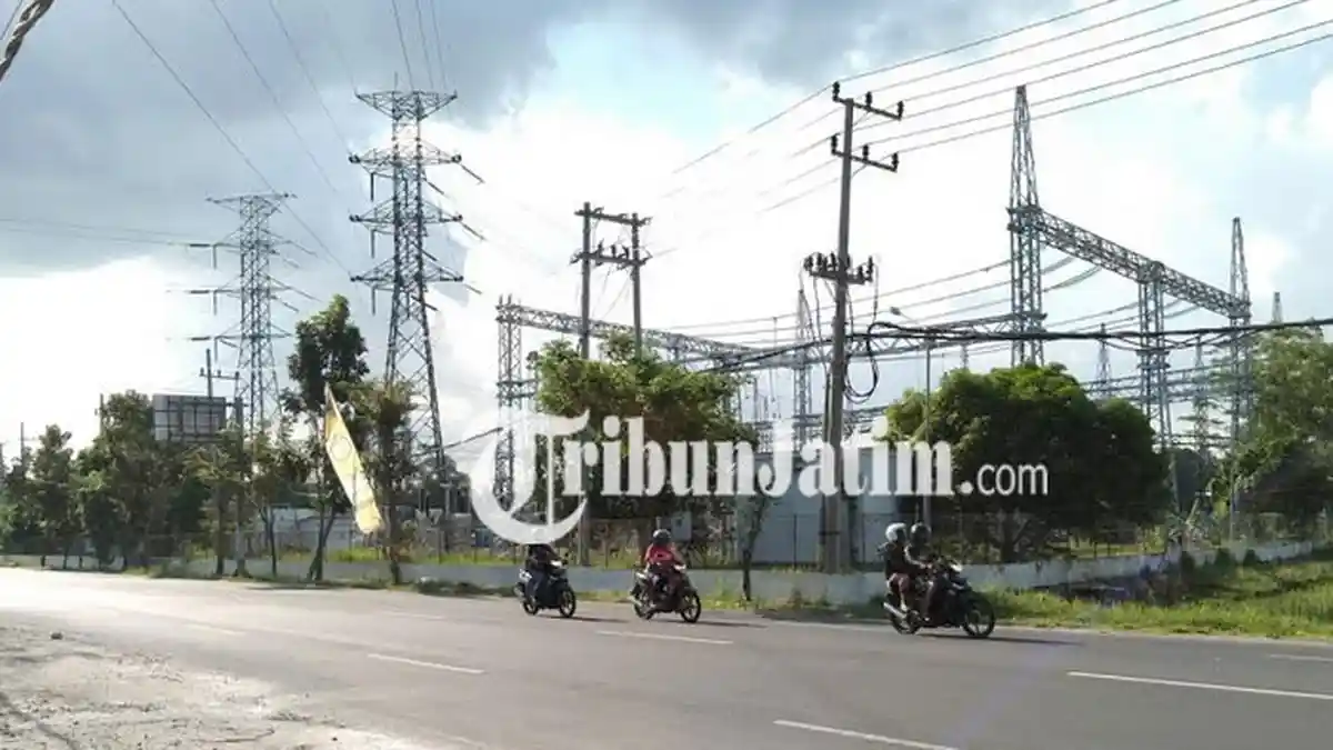 Breaking News - Hampir Enam Jam Listrik di Jember Padam, Kini Nyala