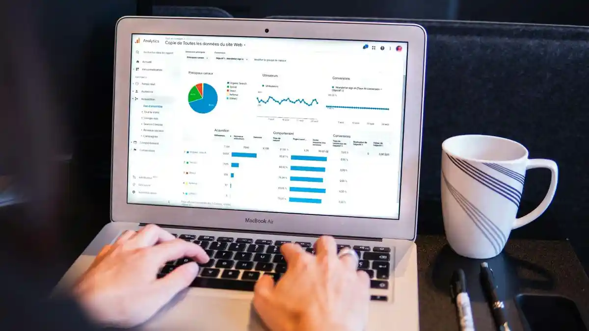 SEO Perusahaan Meningkatkan Visibilitas Online