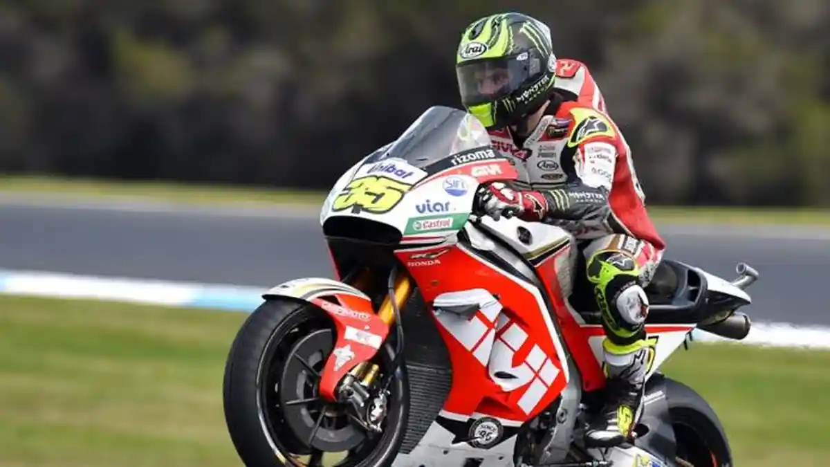 Luar Biasa, Start dari Posisi 15, Rossi Finis Kedua di GP Australia
