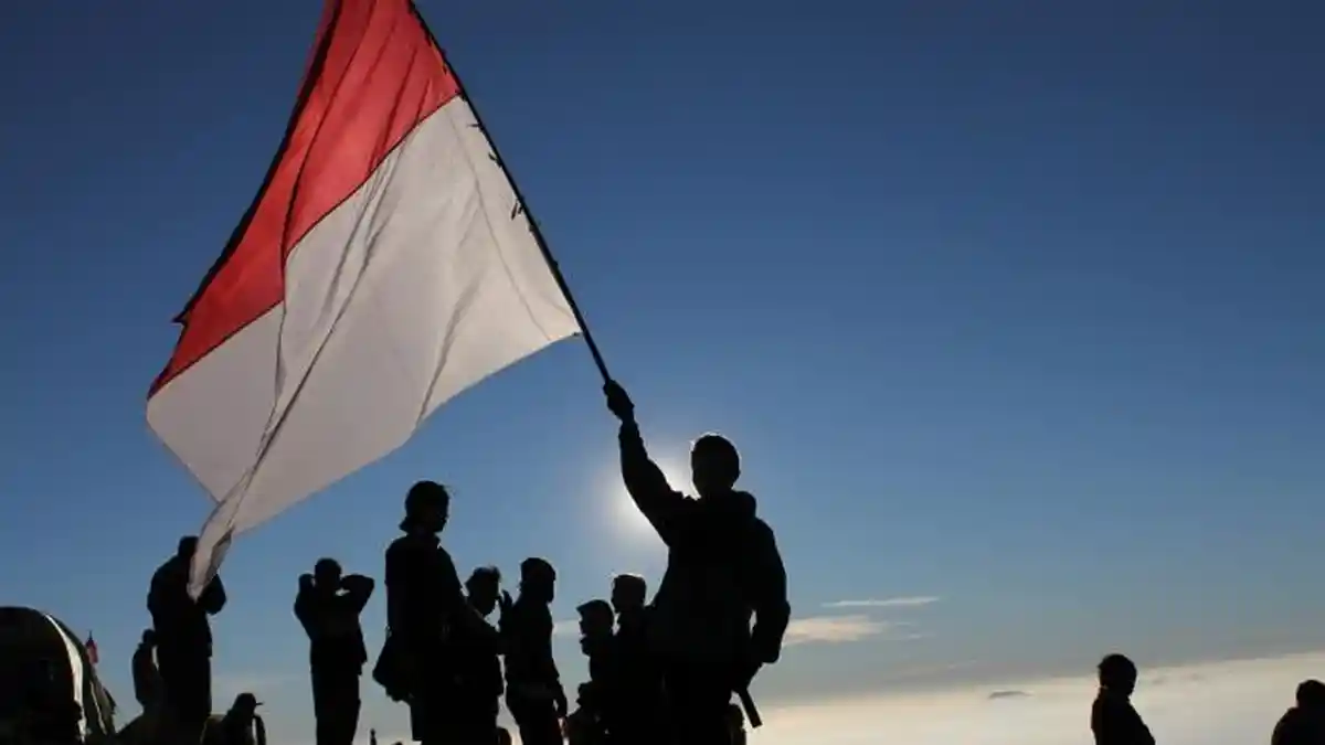 Ayo Nyanyikan Lagu Indonesia Raya 3 Stanza!