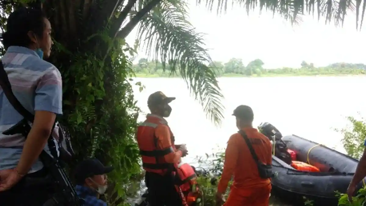 Kronologis Penggerebekan dan Tenggelamnya Bandar Sabu dengan Tangan Terborgol