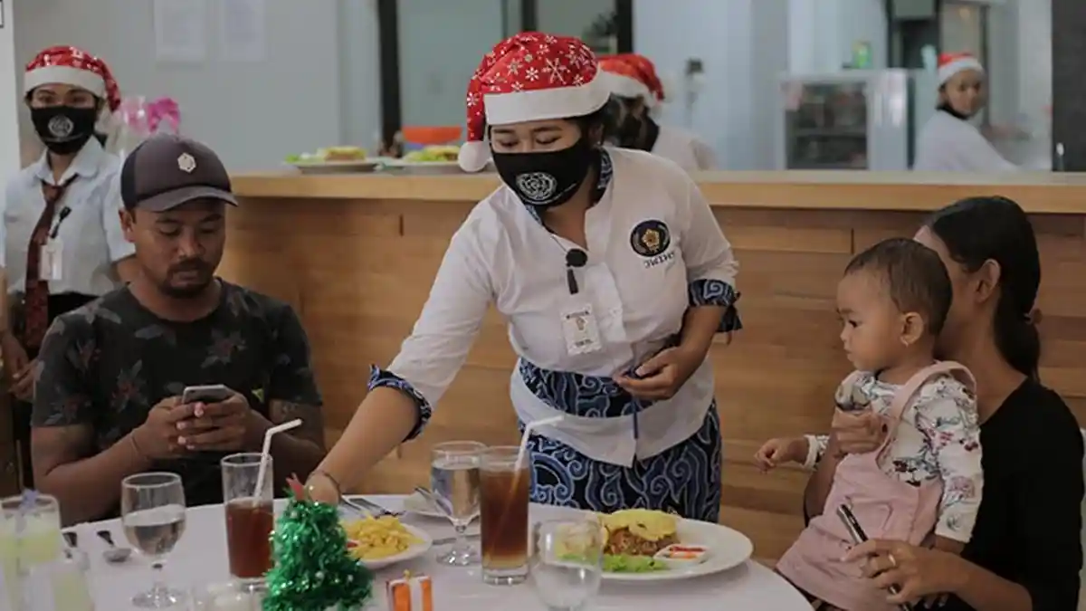 Selama Pandemi, Kampus JWIHS Denpasar Gelar Program On the Job Training di Kampus