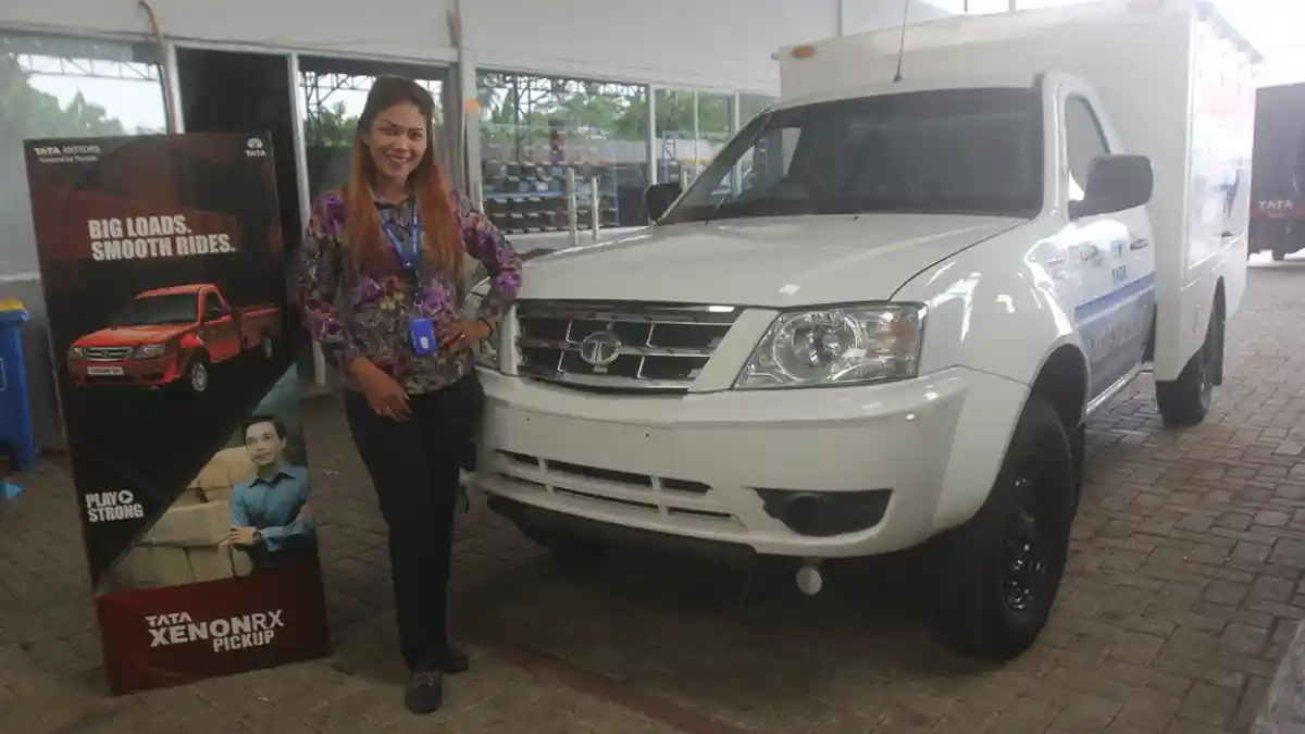 (FOTO) Mobil Tata Xenon RX PU 3000 Cc Dibanderol Rp 160 Jutaan