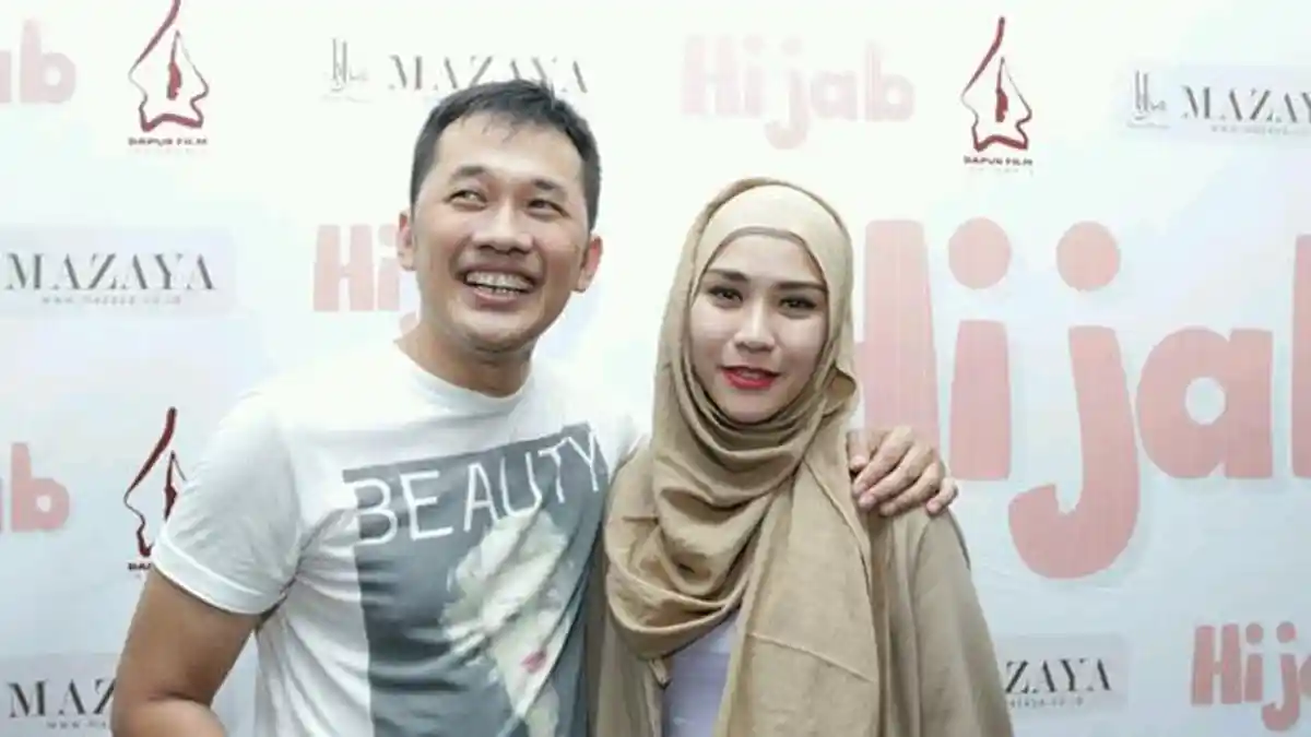 Zaskia Adya Mecca Berduka, Istri Hanung Bramantyo ini Posting Percakapan Terakhir Bersama Almarhum