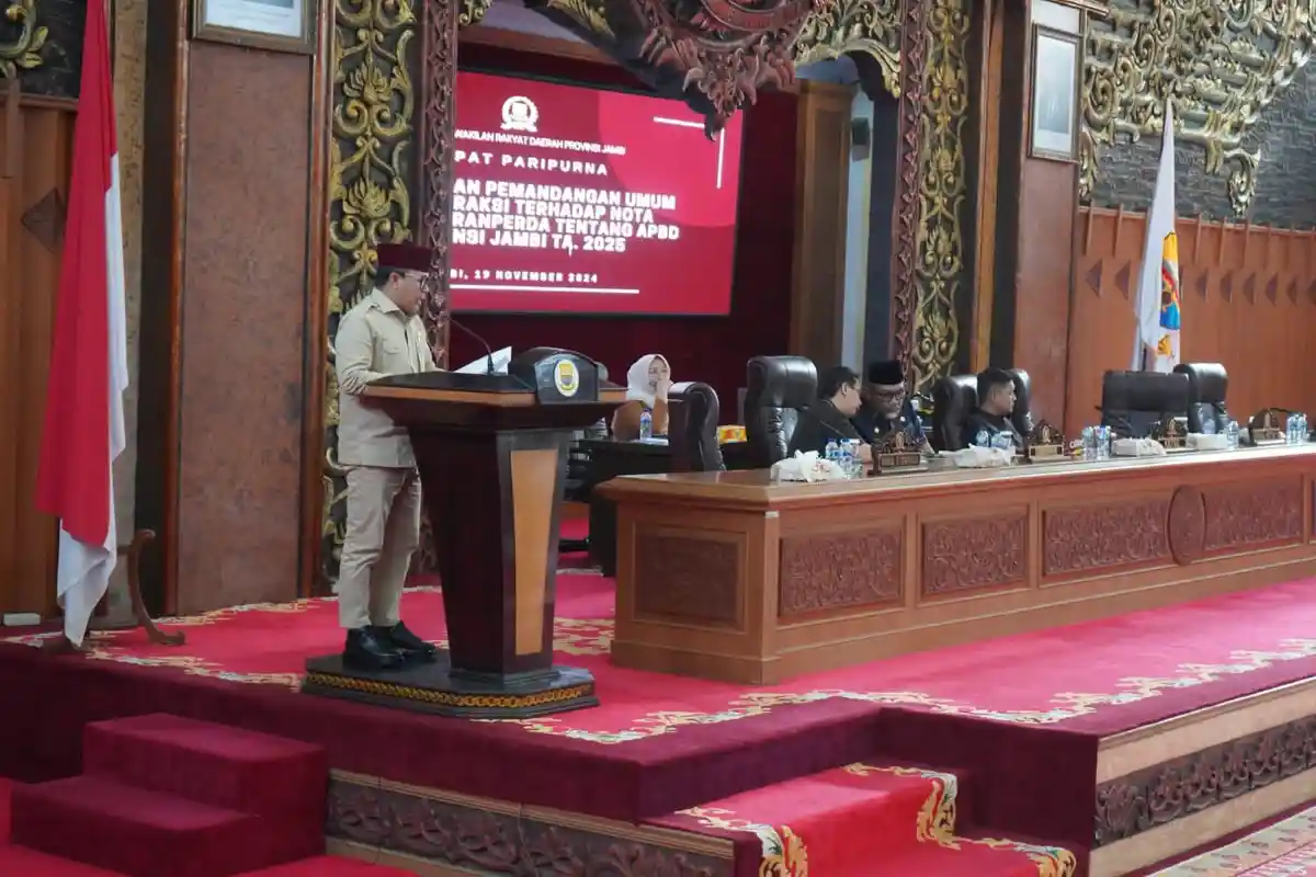 Pjs Gubernur Jambi Apresiasi Pandangan Umun Fraksi DPRD Provinsi Jambi soal RAPBD 2025