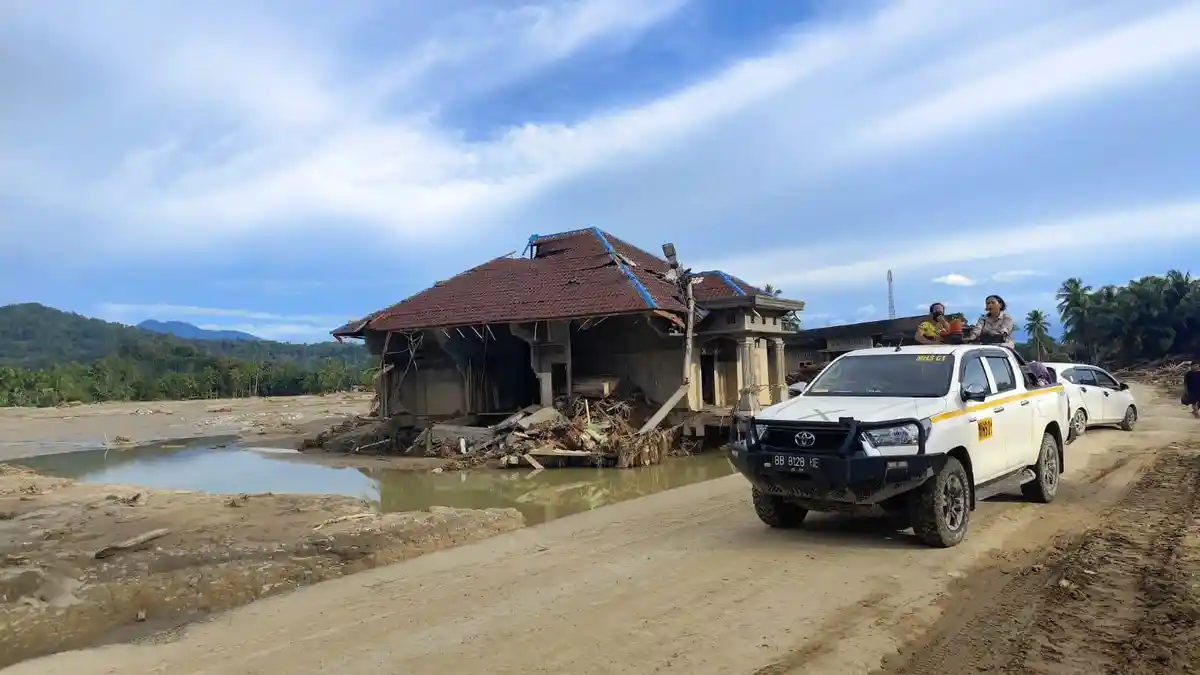 Tragedi Longsor Banjir Bandang Sumatera Tak Ditetapkan Bencana Nasional, Istana Rahasiakan Alasannya