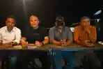 MS-bersama-tim-kuasa-hukum-dalam-konferensi-pers.jpg