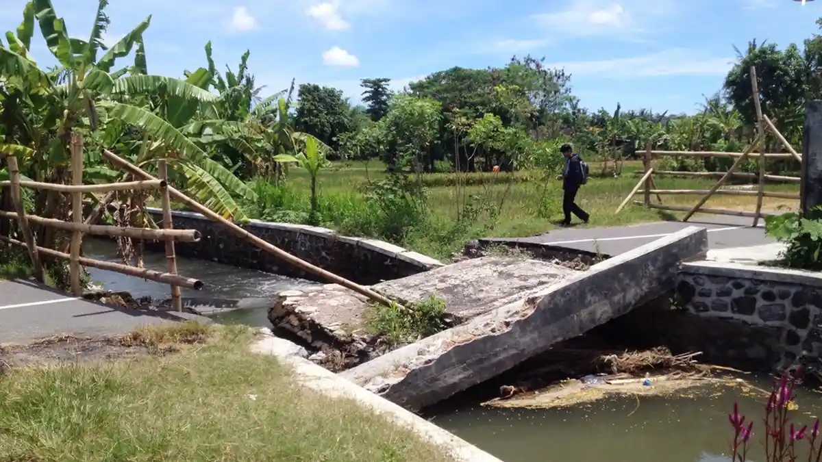 Menelan Korban, Warga Bambanglipuro Ingin Jembatan Segera Diperbaiki