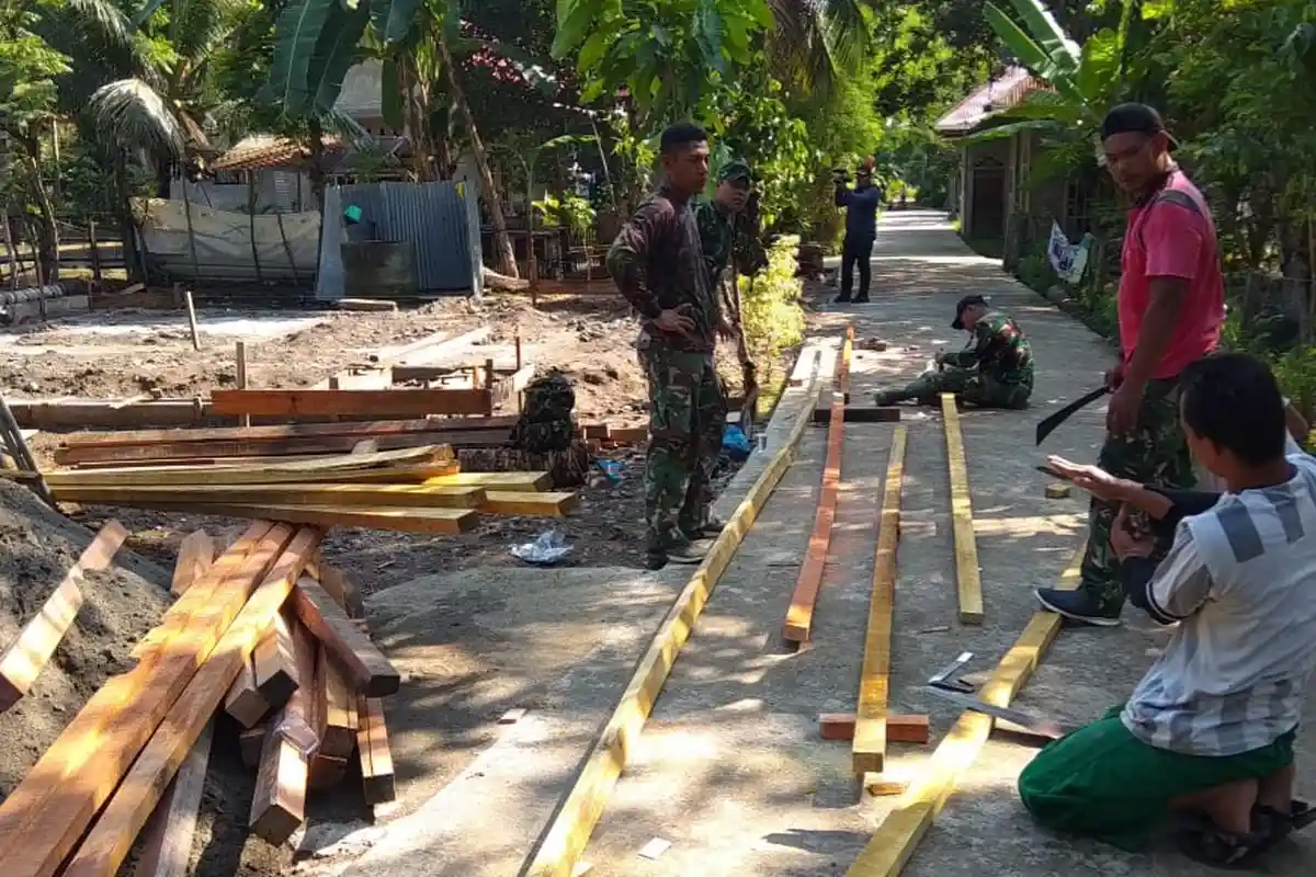 Kodim Bireuen Bangun Rumah Warga Miskin di Blang Panjoe Kutablang