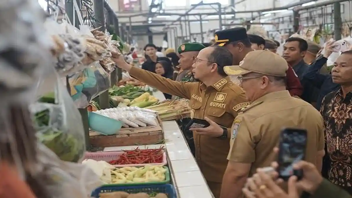 Jelang Iduladha, Pemkab Bateng Catat Kenaikan Harga dan Pastikan Stok Aman