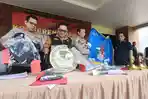 Dari-Dugaan-Penyanderaan-Polisi-Temukan-Markas-Persiapan-Scamming-di-Kuta-Bali-Ada-Skrip-Latihan.jpg