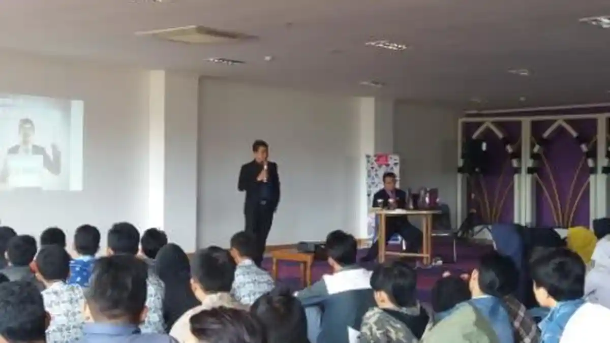 Peserta Antusias Ikuti Seminar Tips dan Trik Menembus Perusahaan Besar Bersama Rabbani