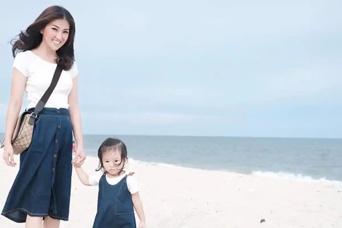 Tas Sarwendah Ini Berukuran Medium, tapi Harganya Capai Puluhan Juta Rupiah!