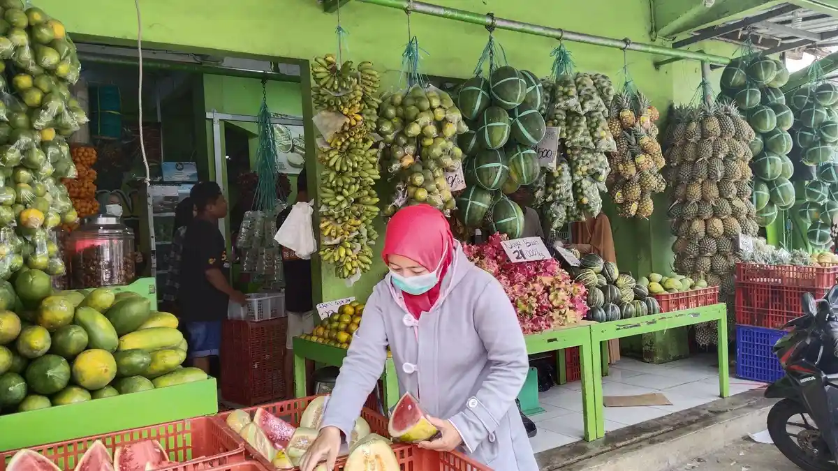 Laris Manis, Penjual Buah di Sleman Bisa Jual Semangka Hingga 2 Kuintal Sehari Selama Ramadan 2023
