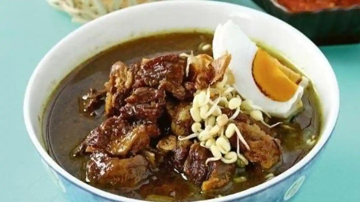 Resep Makanan Rawon dengan Kuah Hitam yang Lezat Jadi Menu Andalan Keluarga