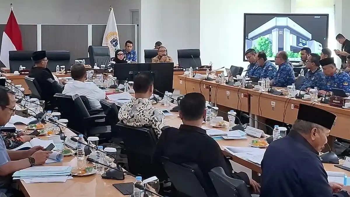 Pro Kontra Raperda KTR, DPRD DKI Akhirnya Sepakati 4 Raperda Diparipurnakan