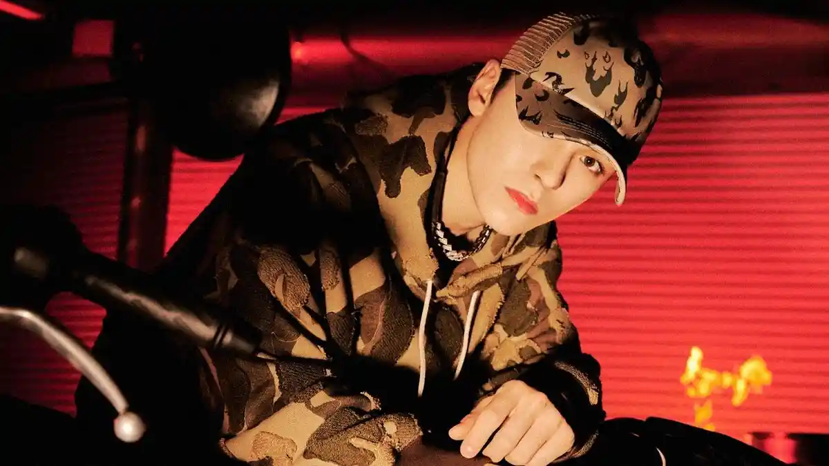 Rumor Vernon Seventeen Pacaran dengan Stylist TXT, Netizen Temukan 4 Bukti Ini