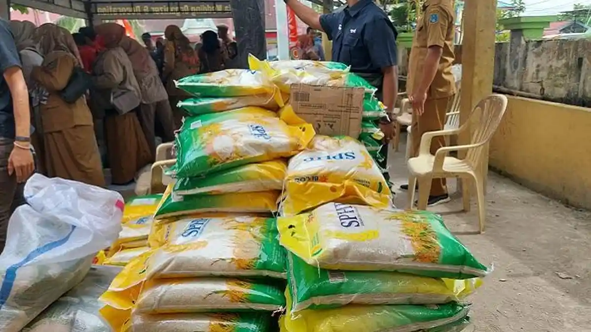 Stok Beras Jelang Hari Raya Idul Adha di Bulog Subdrive Kuala Tungkal Jambi Capai 500 Ton