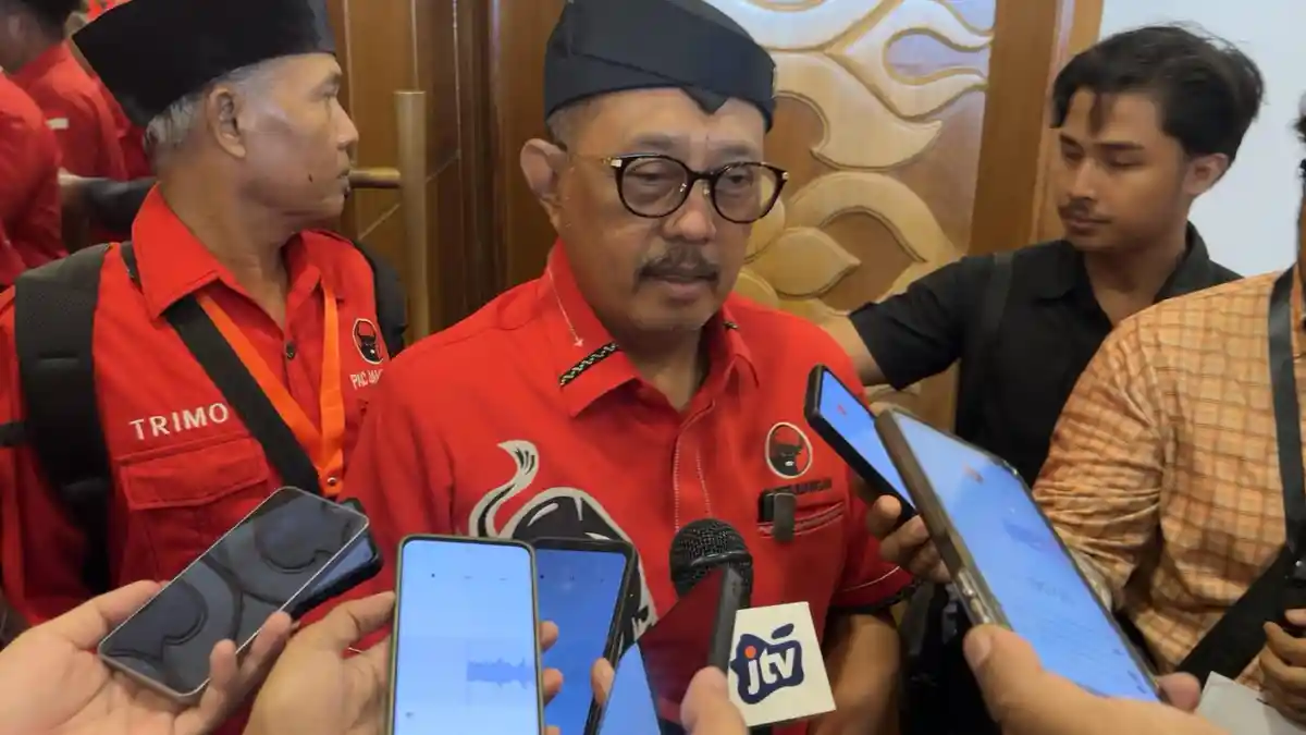 Armuji Resmi Jadi Ketua DPC PDIP Surabaya, Target Kembalikan 15 Kursi DPRD