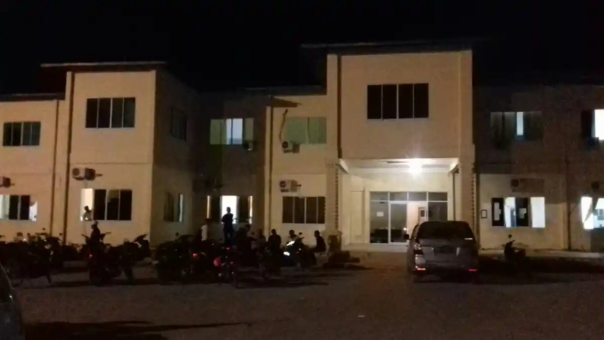 Sempat Bertahan hingga Malam di Kantor, Tuntut Pembayaran Gaji Karyawan PT MOS Demo Spontan