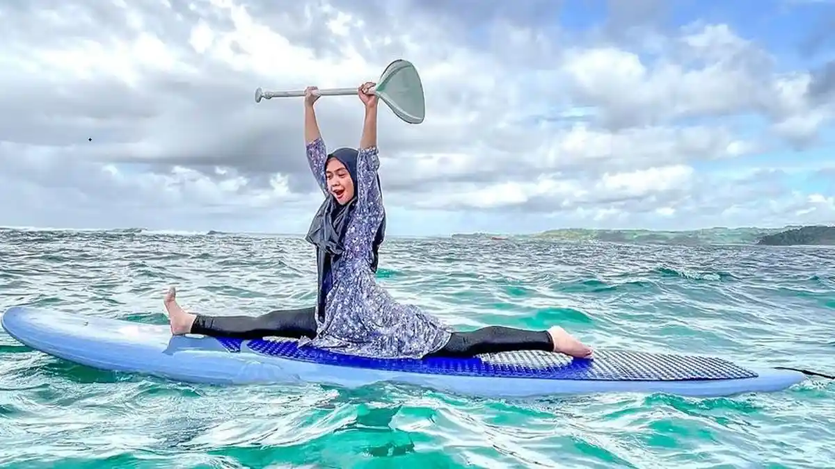 Lakukan hal ini Saat Live, Ria Ricis Tuai Cibiran dari Warganet