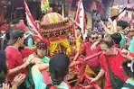 Rangkaian Perayaan Ulang Tahun Dewa di Kelenteng Tek Hay Kiong Tegal, Ada Kirab Gotong Toa Pe Kong