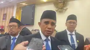 Anwar-Hafid-Bakal-Tarik-Kembali-Kewenangan-Perizinan-ke-Gubernur.jpg