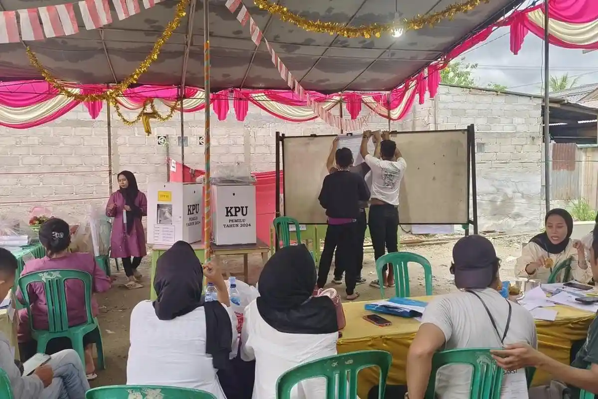 BREAKING NEWS Prabowo Gibran Unggul di TPS 07 Dulalowo Timur Gorontalo