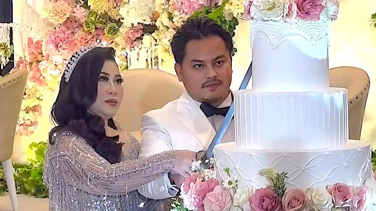 Dikenal Praktisi Bisnis, Rully Anggi Suami Boiyen Punya Gelar Doktor ...